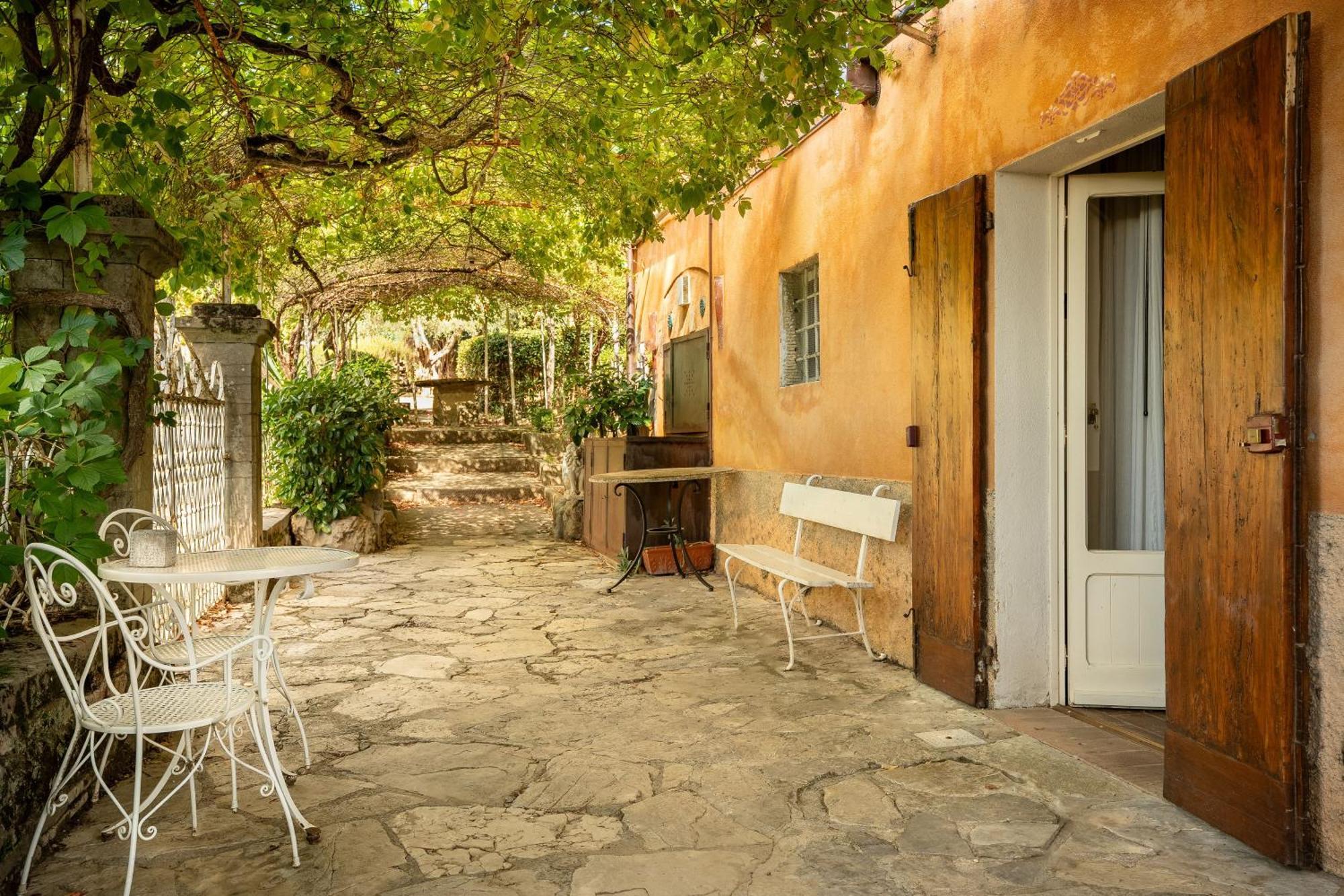 I Capricci Di Merion - Resort & Spa Tuoro sul Trasimeno Habitación foto